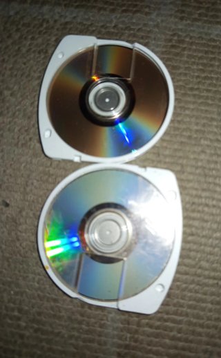 Lote 2 giochi PSP UMD: Need for Speed e Ghost Ride