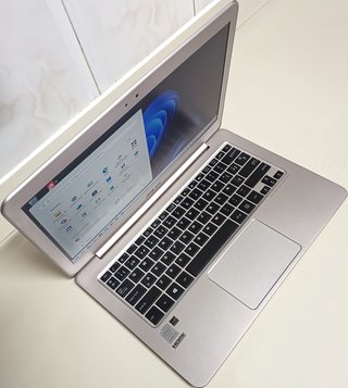 PORTÁTIL ASUS ZENBOOK UX305LA