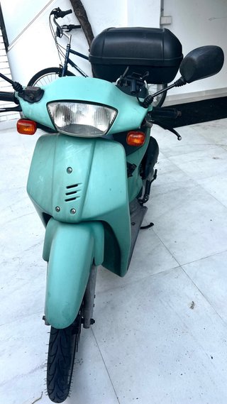 Honda Scoopy 100cc Scooter Verde