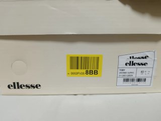 Zapatillas Ellesse Toby Gris y Blanco