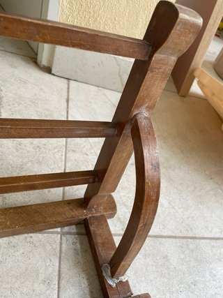 Perchero de madera antiguo para restaurar