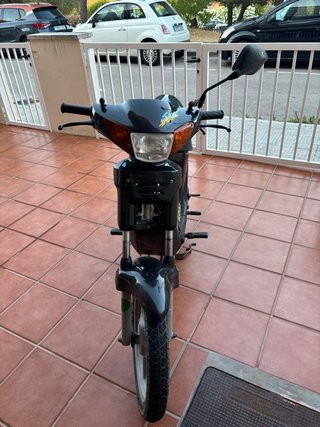 Suzuki 49cc Scooter - ITV Ene 2028