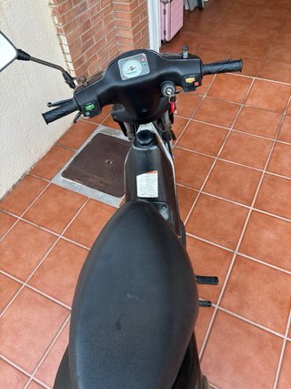Suzuki 49cc Scooter - ITV Ene 2028