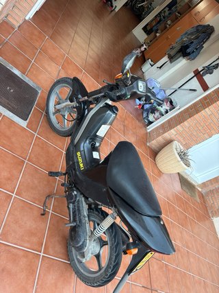 Suzuki 49cc Scooter - ITV Ene 2028