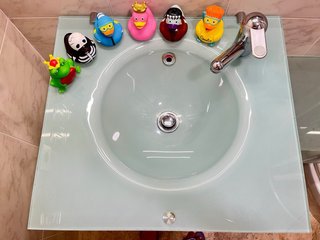 CONJUNTO BAÑO (Columna Hidromasaje Teuco, lavabo..