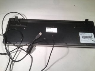 Tastiera Fujitsu Siemens con filo