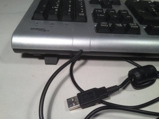 Tastiera Fujitsu Siemens con filo