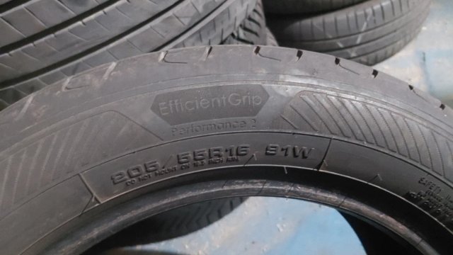 Neumático 205/55/16