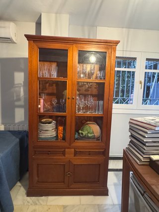Vitrina madera maciza El Corte Inglés