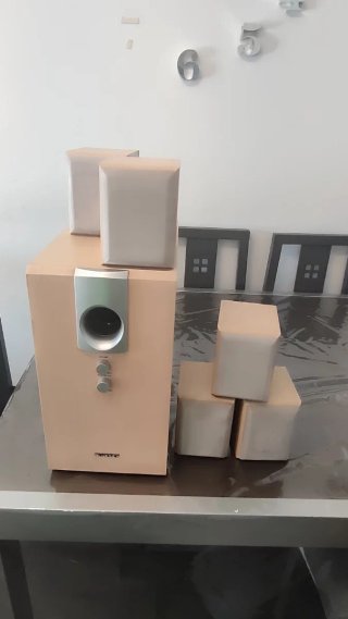 Conjunto Home Cinema TV Beige/Plata