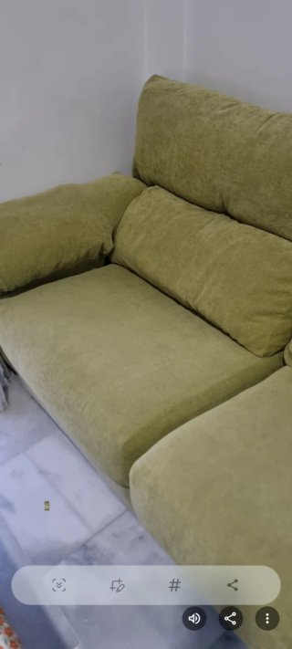 Mesa de comedor madera con crista y sofa chaiselon