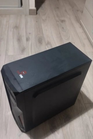 Ordenador sobremesa Beastcom Q3 Negro/Rojo