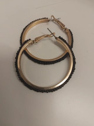 Pendientes Aro Dorados con Detalles Negros