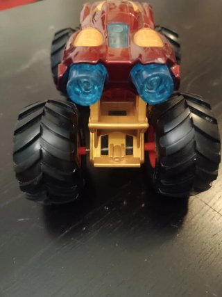 Monster Truck Hot Wheels Iron Man