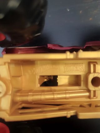Monster Truck Hot Wheels Iron Man