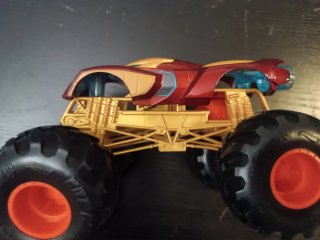 Monster Truck Hot Wheels Iron Man