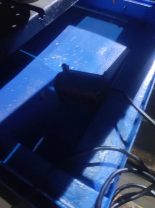 Mesa corte piedra disco agua