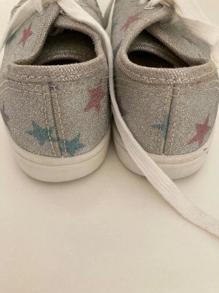 Zapatillas niña Carrefour estrellas glitter