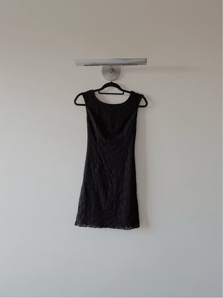 Vestido Zara encaje negro Talla M