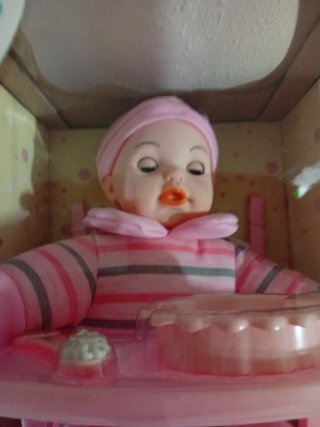 Muñeca Bonnie con trona y accesorios