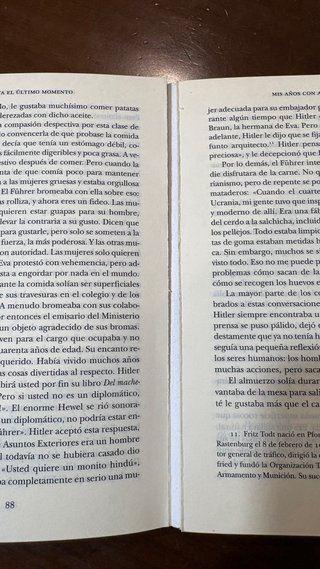 Hasta el último momento la secretaria de Hitler...