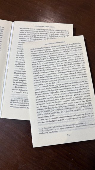 Hasta el último momento la secretaria de Hitler...