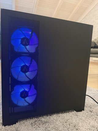PC Gaming AMD Ryzen 7 9800X3D / RTX 5070 Ti