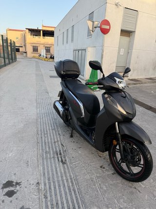 Honda SH 300i 2019 | 45.000 km | Muy cuidada.