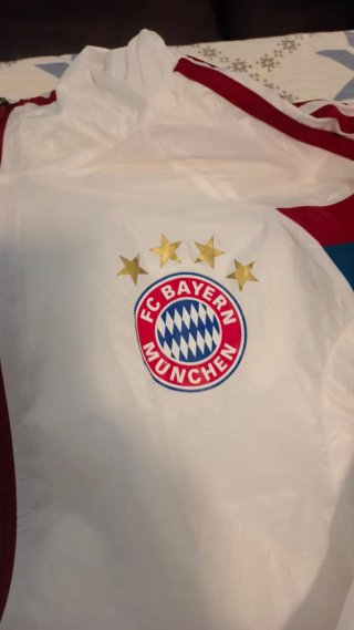 Cortavientos Adidas Bayern Múnich