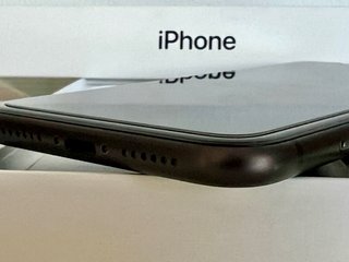 iPhone 11 Negro Impecable