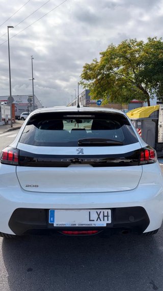 Peugeot 208 2022