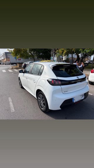 Peugeot 208 2022