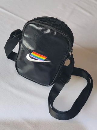 Coleccionistas Bandolera original Nike orgullo gay