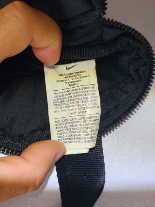 Coleccionistas Bandolera original Nike orgullo gay