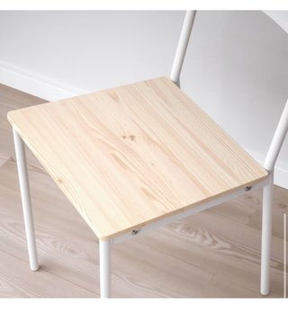 Comedor blanco 4 sillas ligero