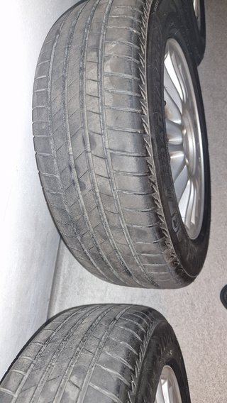 4 Llantas 16 pulgadas. Originales Renault