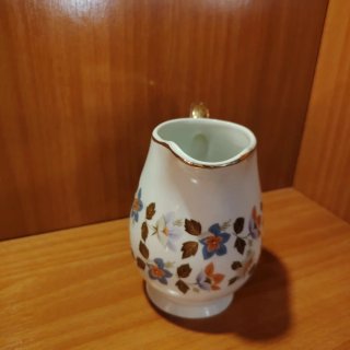 1 lechera vintage años 60-70, 4Tazas  Café Porcela