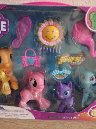 Juego de 4 caballos Happy Horse
