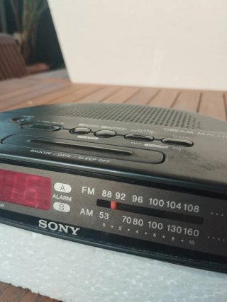 Radioreloj Sony Dream Machine ICF-C390