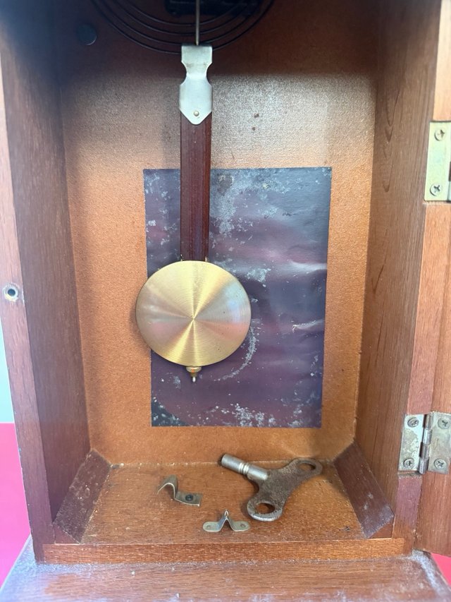 Reloj Pared Mecánico Velona 31 Días
