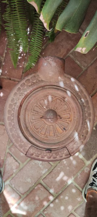 Estufa antigua de hierro fundido