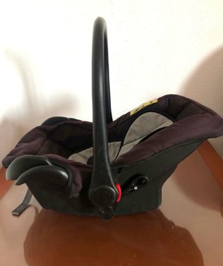 Silla de coche porta bebés
