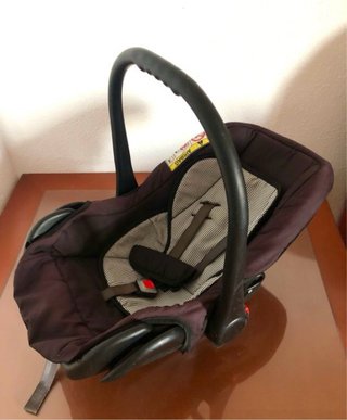 Silla de coche porta bebés