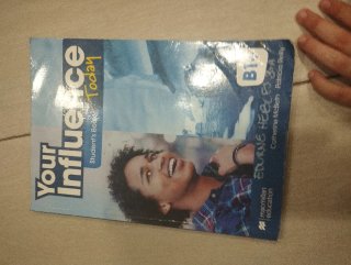 YOUR INFLUENCE TODAY B1+ Student's book: libro ...
