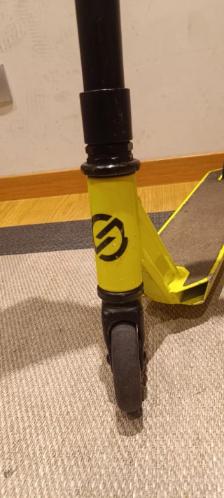 Patinete Oxelo Amarillo