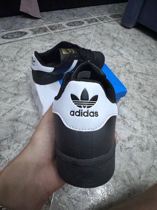 Adidas Superstar Negras Talla 45