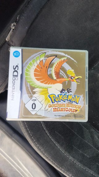 Pokémon HeartGold Edición Dorada Nintendo DS