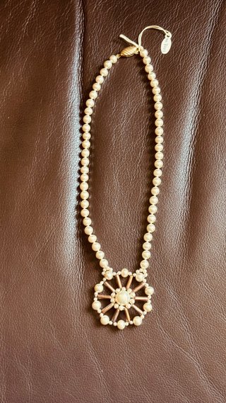 Collar perlas antiguo con colgante