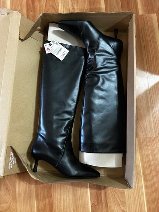 Botas de Piel Zara Tacón Bajo Talla 35