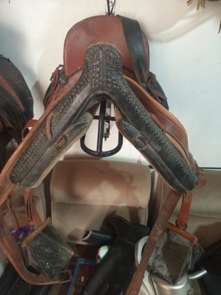 Montura Vaquera de Cuero